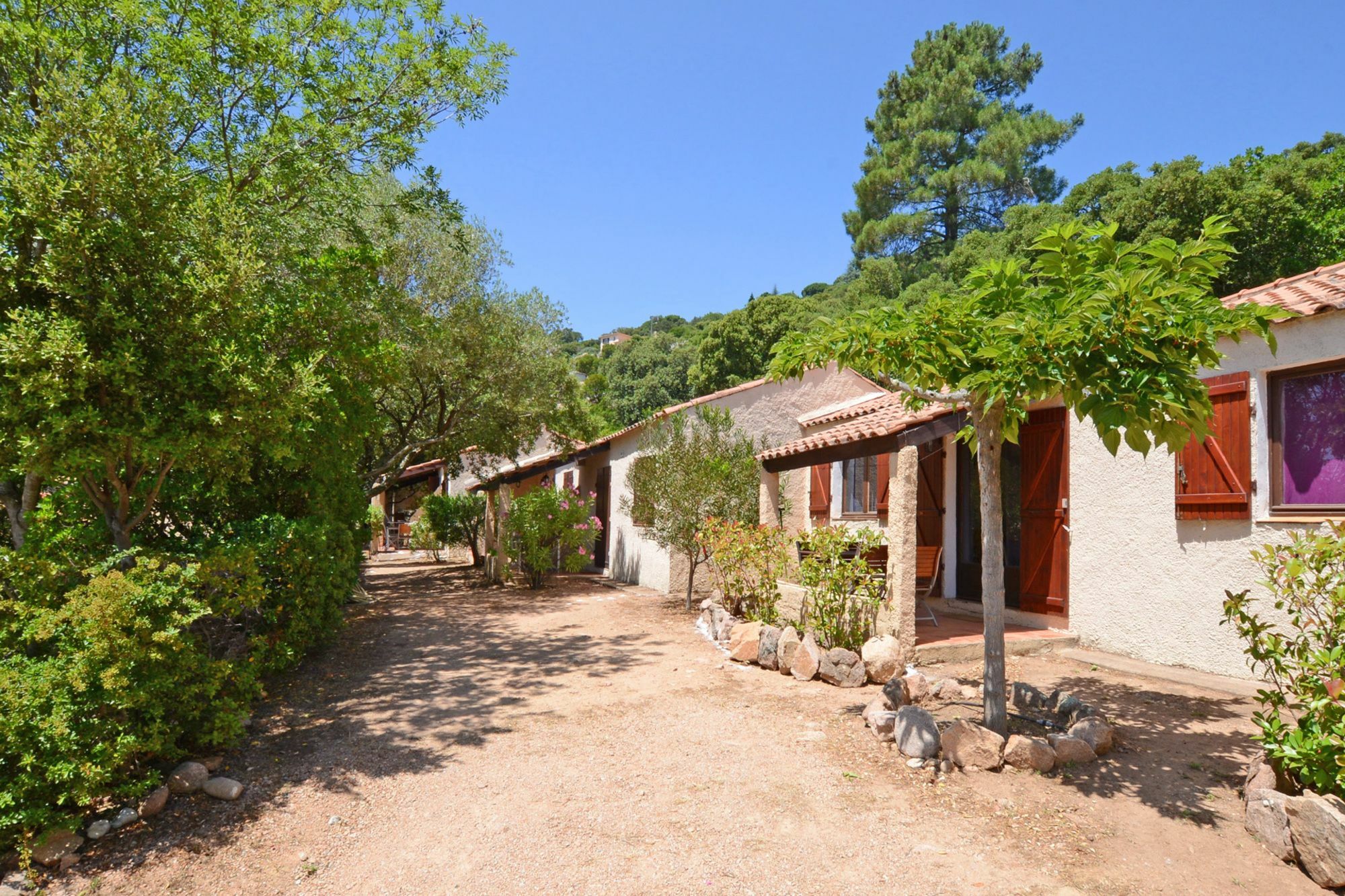 Bungalows Du Maquis Порто-Векио Екстериор снимка